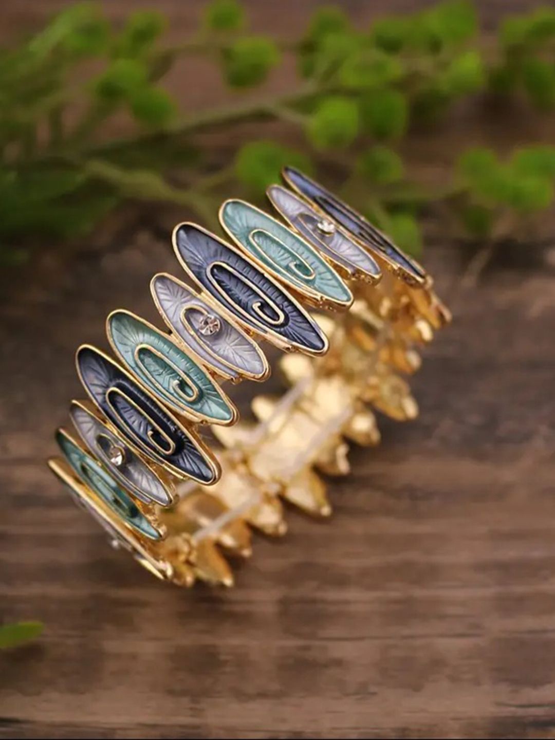 

PEEPERLY Alloy Smartwatch Strap, Gold