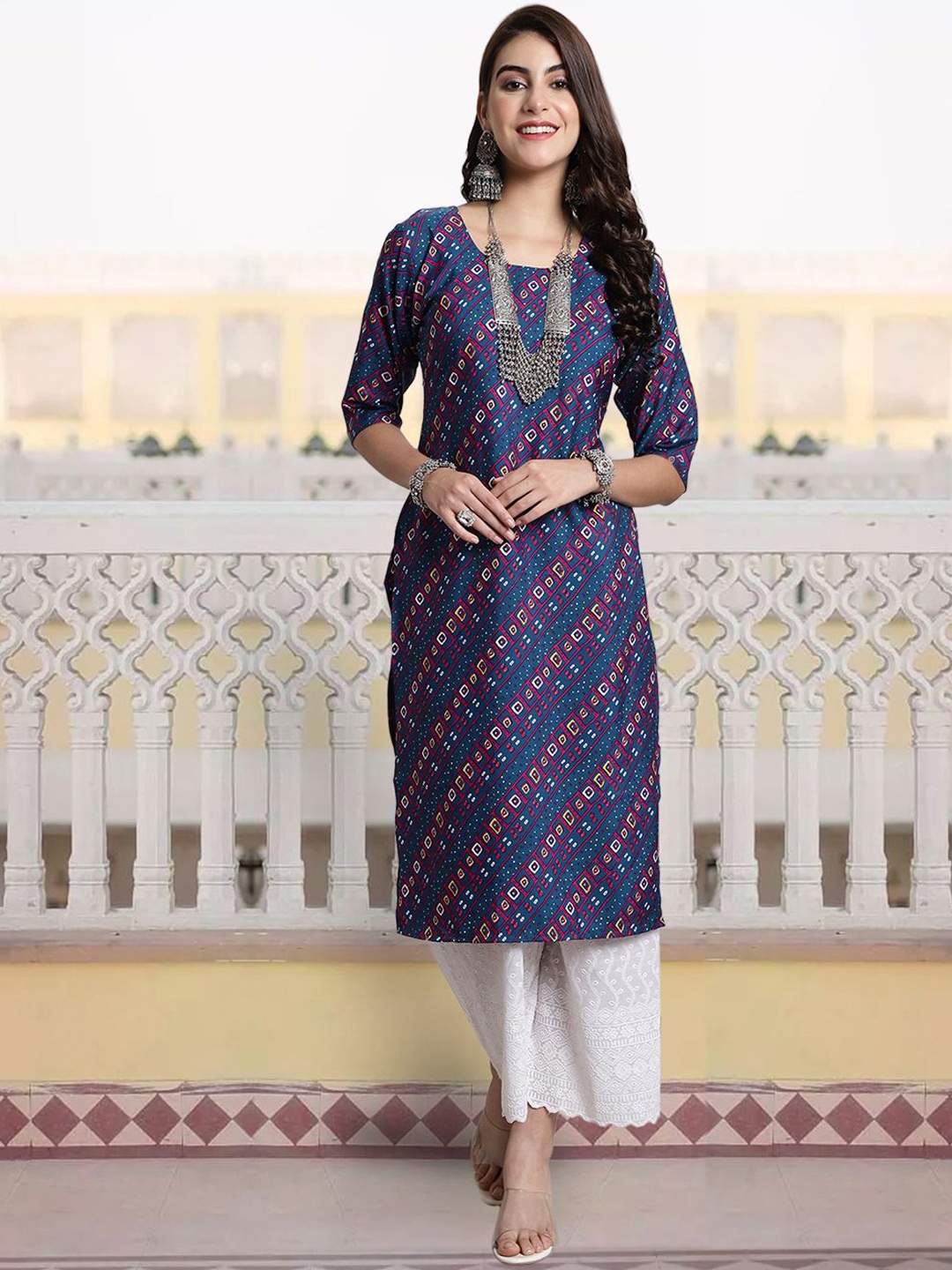 

KALINI Geometric Printed Round Neck Straight Kurta, Blue