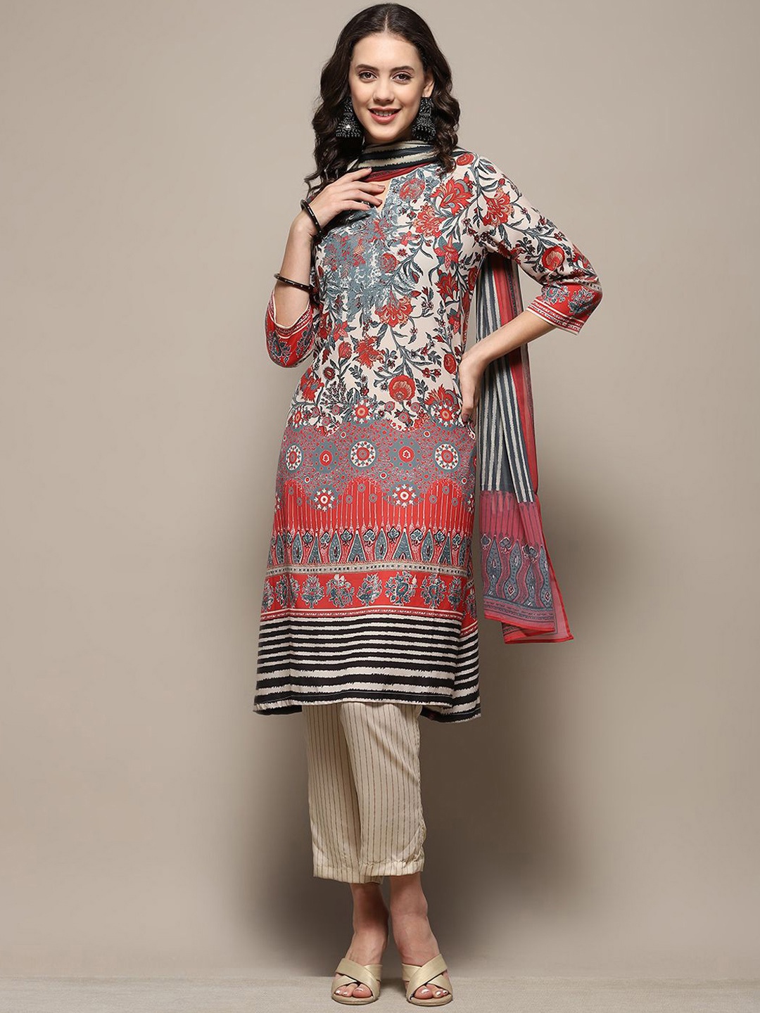 

Biba Floral Printed Notched Neck Straight Kurta With Palazzos & Dupatta, Beige