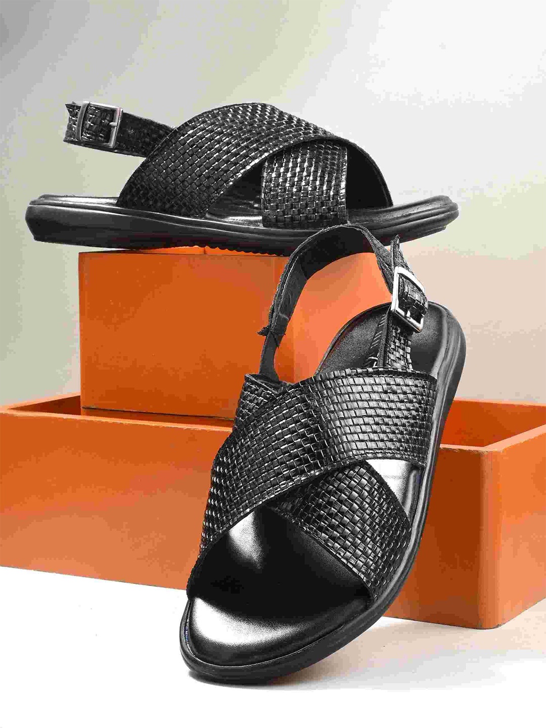 

IVRAH Men Comfort Sandals, Black