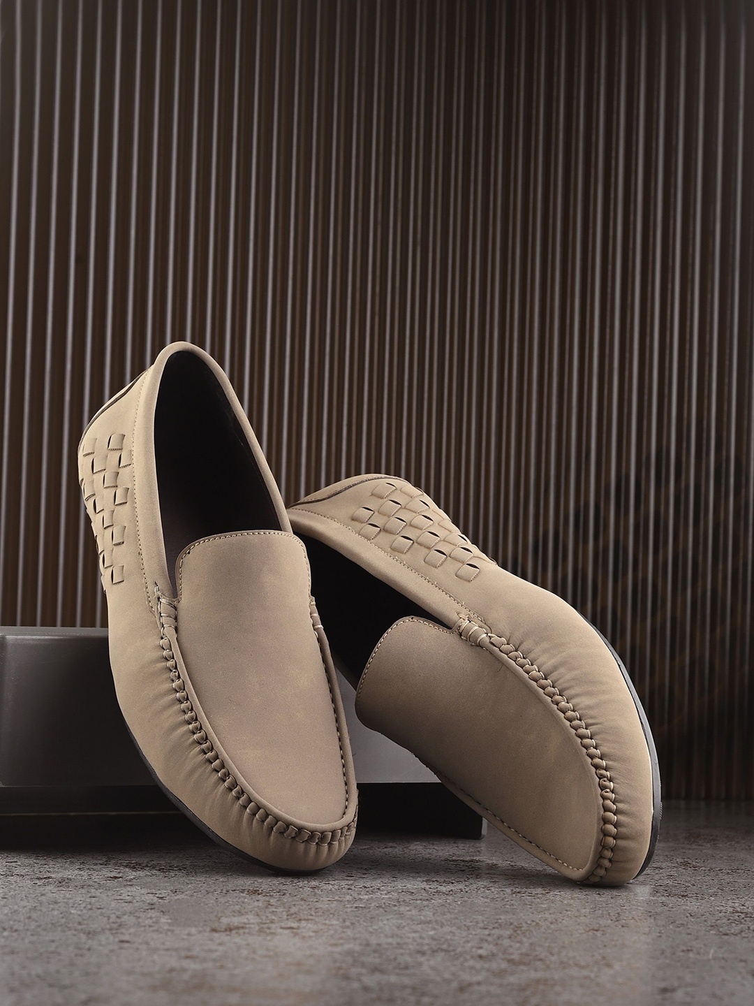 

Mast & Harbour Men Lightweight Loafers, Olive