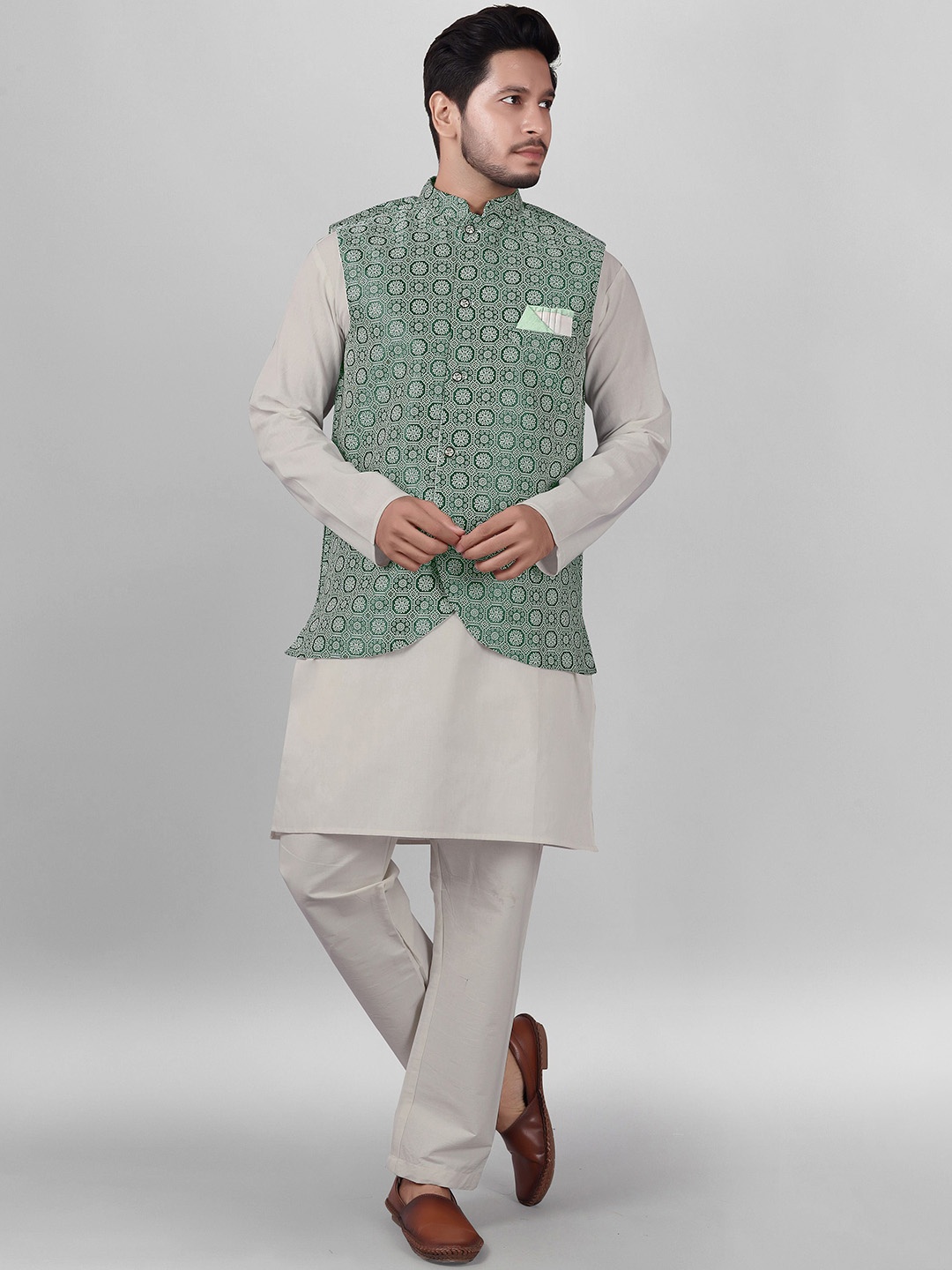 

amzira Regular Cotton Kurta & Trousers Set, Off white