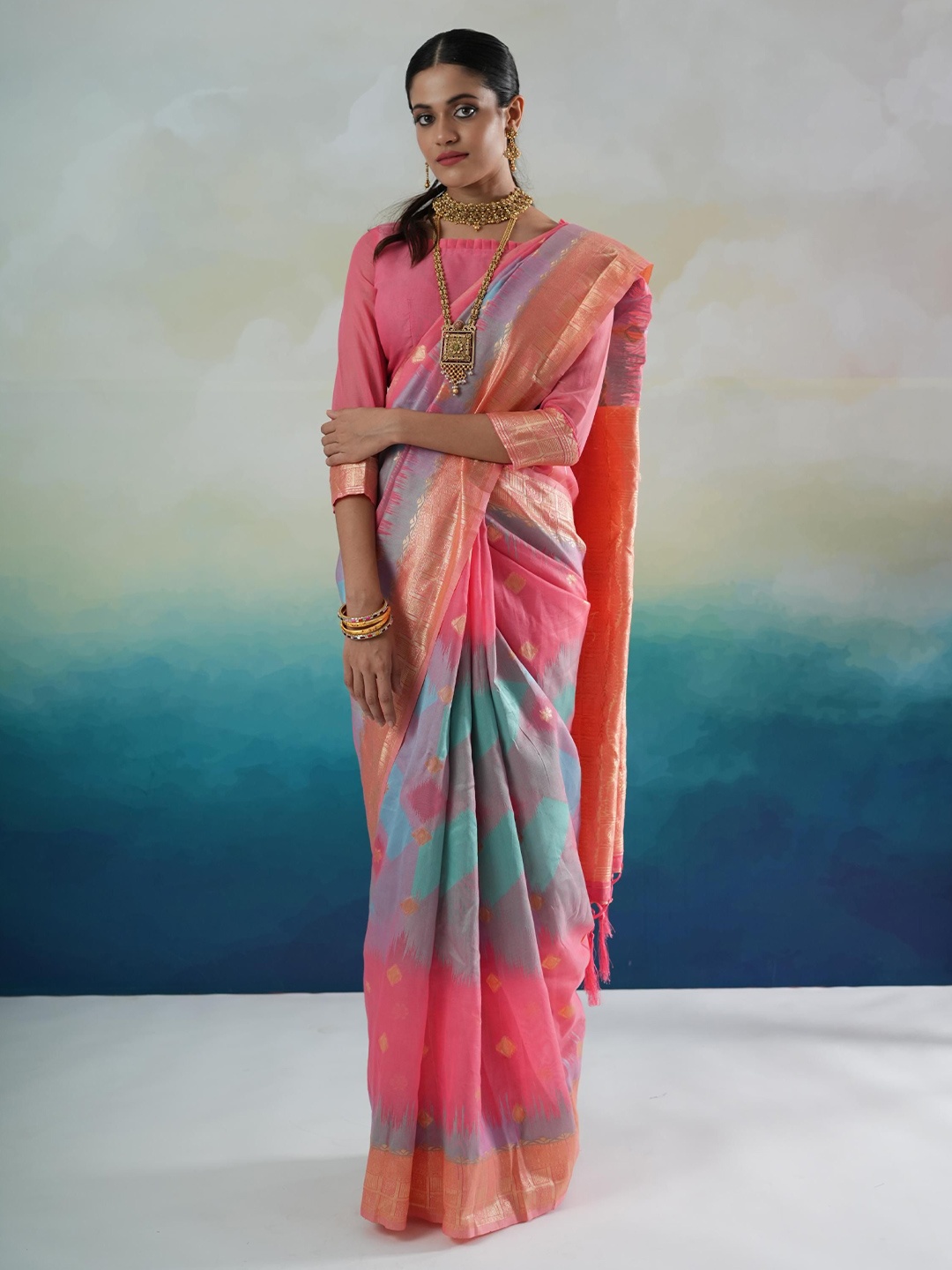 

Dori Woven Design Silk Blend Banarasi Saree, Red