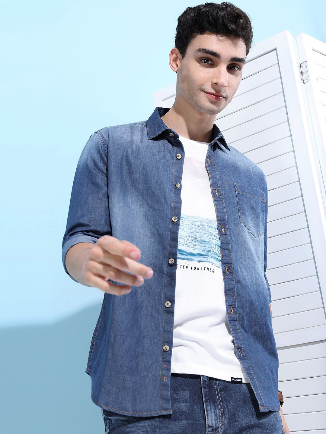 

HIGHLANDER Men Slim Fit Faded Opaque Casual Shirt, Blue