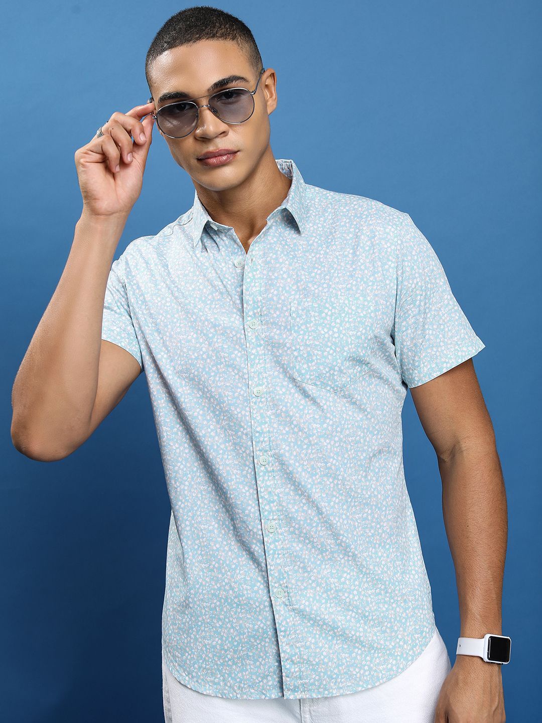 

HIGHLANDER Men Slim Fit Floral Opaque Printed Casual Shirt, Blue