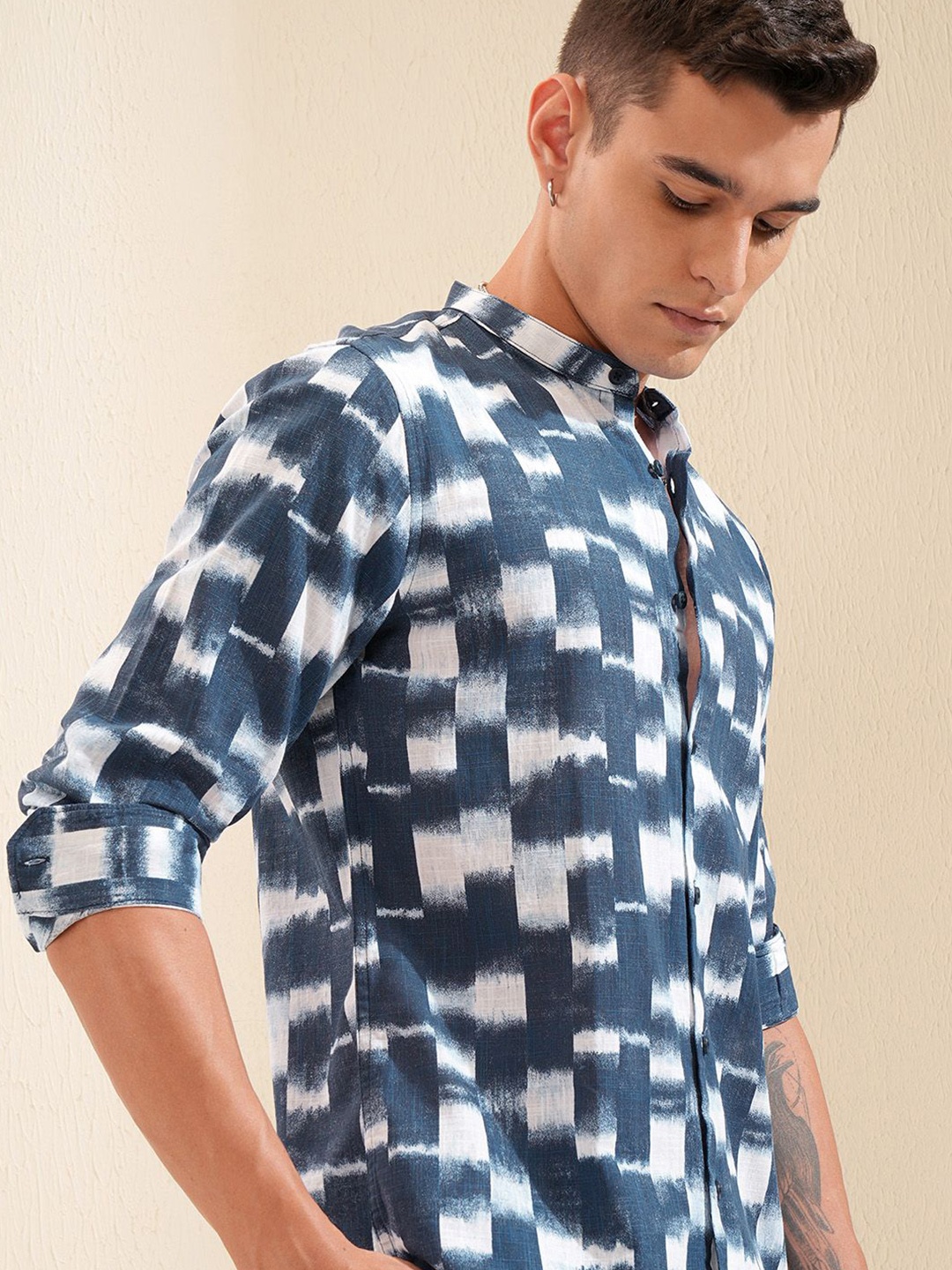 

Highlander Men Printed Casual Regular Fit Shirt, Blue