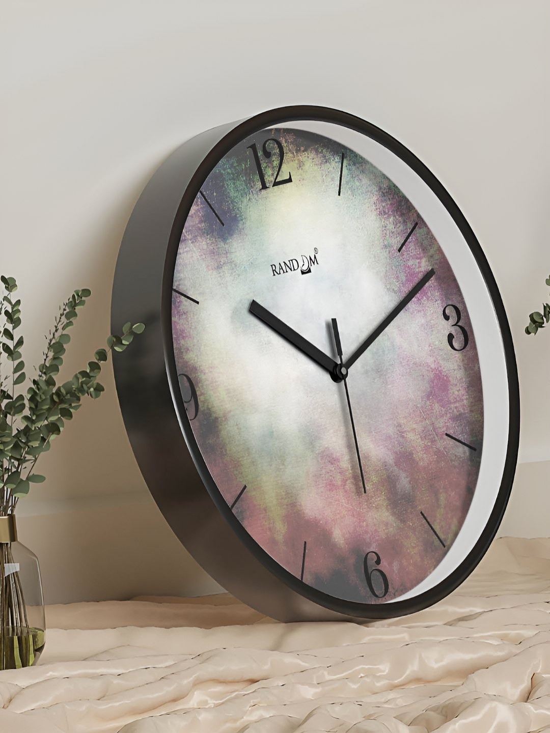 

RANDOM Printed Round Shaped Sweep Silent Movement Contemporary Wall Clock, Black