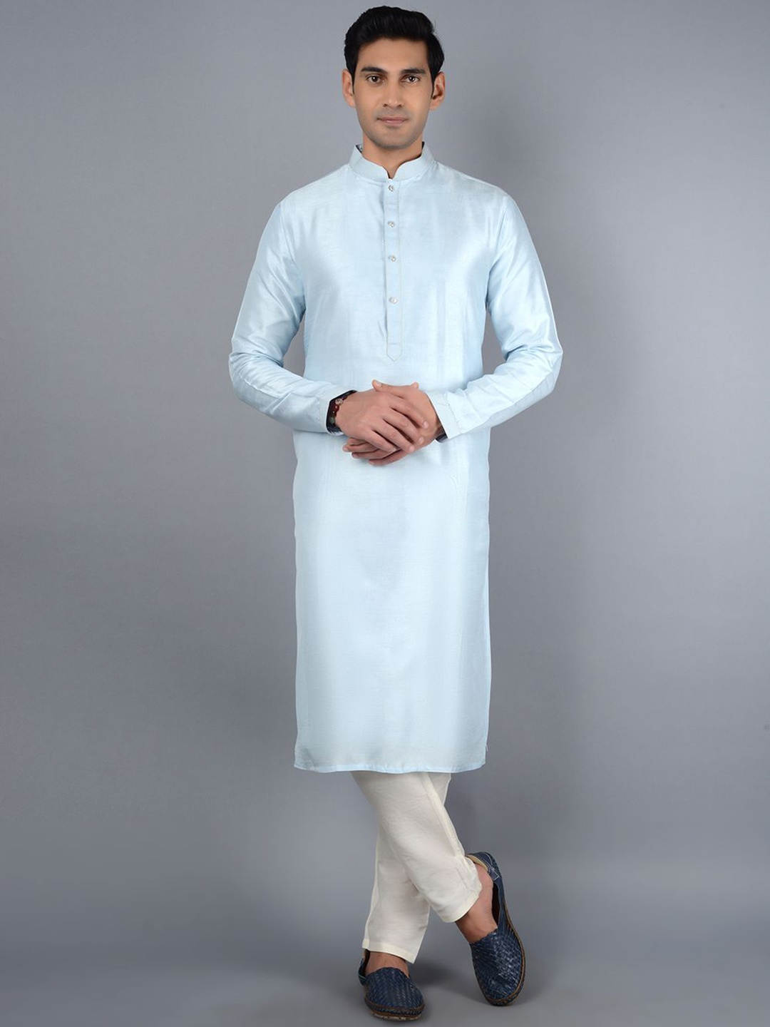 

azania Thread Work Mandarin Collar Straight Kurta with Pyjamas, Blue