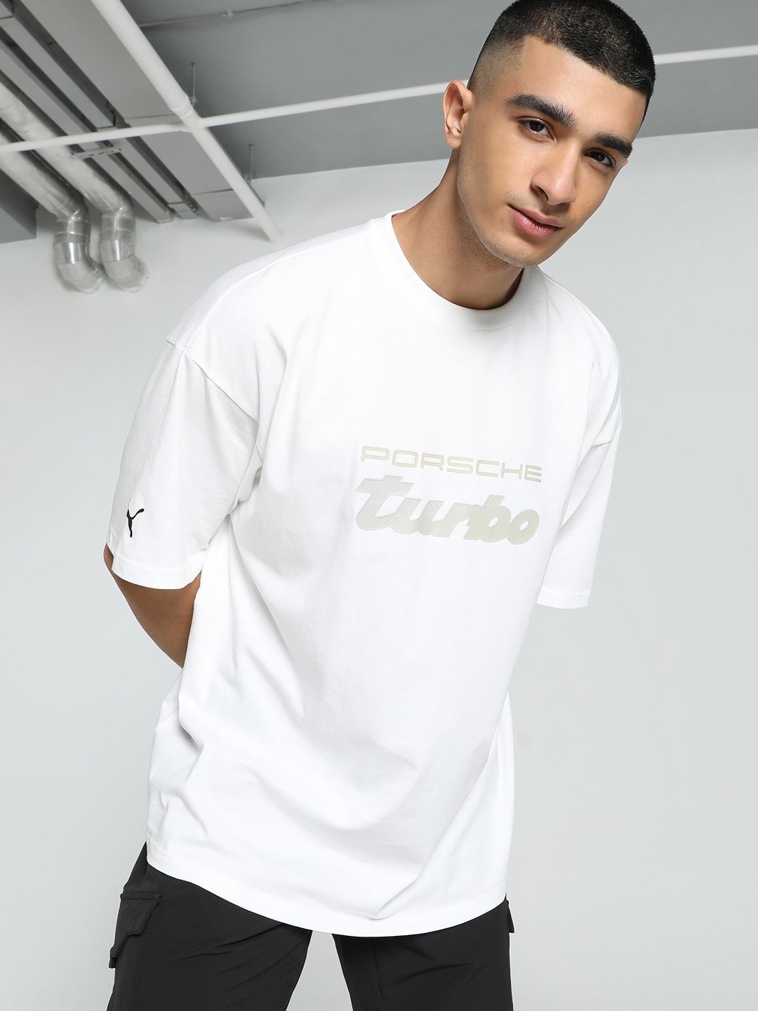 

PUMA Motorsport Men Typography Striped V-Neck Extended Sleeves T-shirt, White