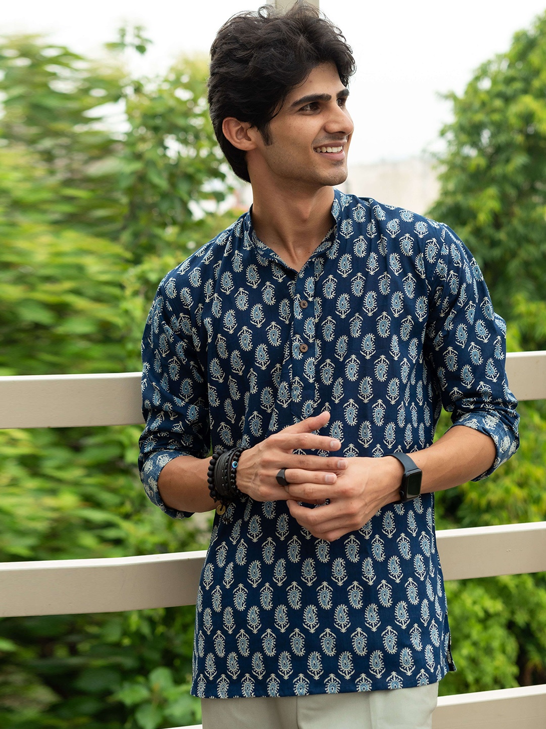 

Shasak Ethnic Motifs Printed Mandarin Collar Cotton Straight Kurta, Blue