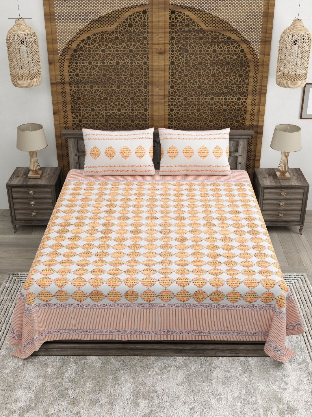 

CLOTHOLOGY Yellow & White Conversational 180 TC Cotton King Bedsheet with 2 Pillow Covers