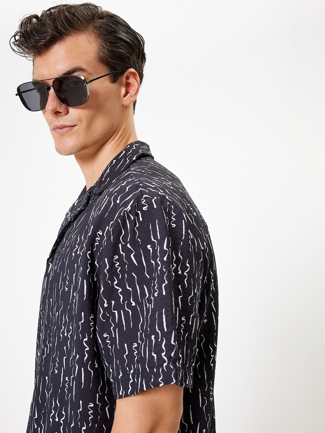 

Koton Men Opaque Printed Casual Shirt, Black