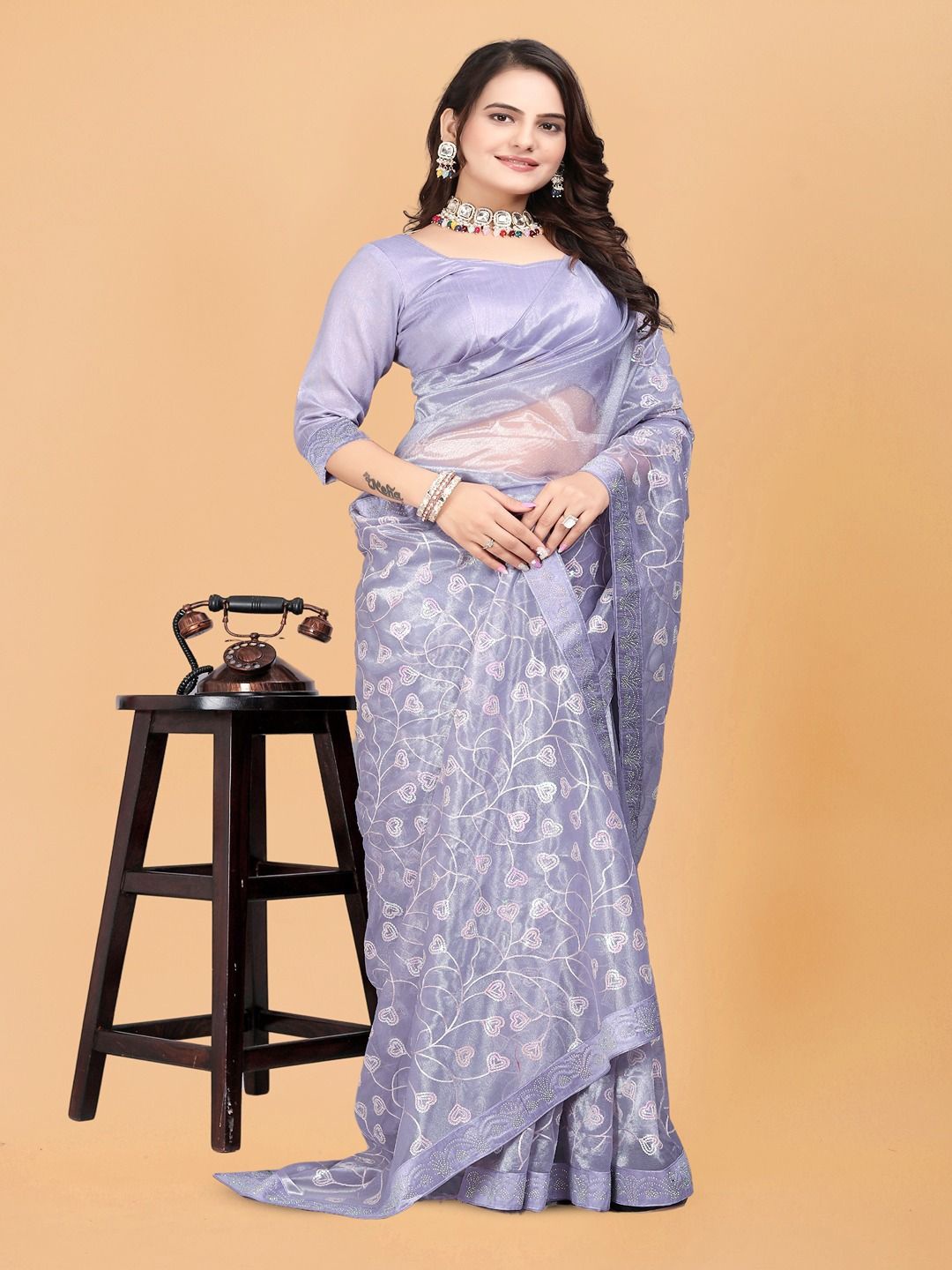 

ANJAVI FASHION Floral Embroidered Net Heavy Work Maheshwari Saree, Lavender