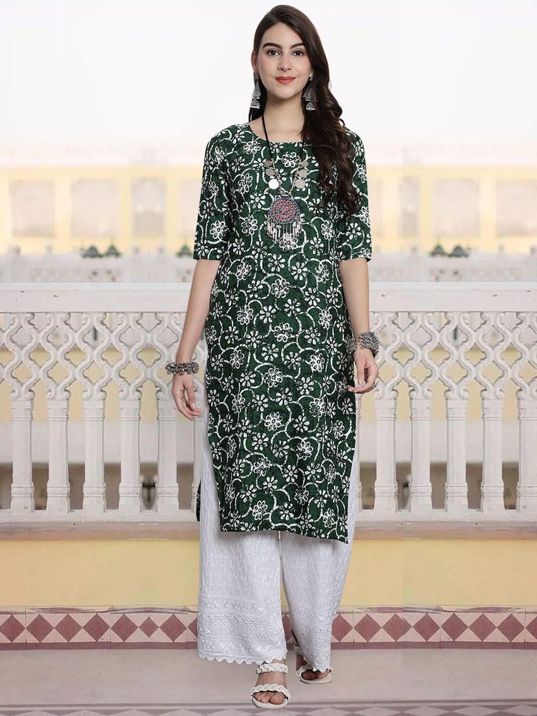 

7Threads Floral Printed Round Neck Straight Kurta, Green