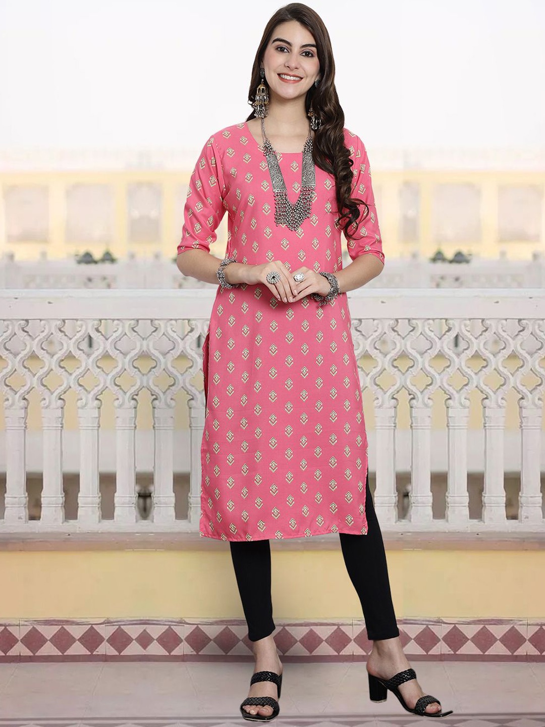 

7Threads Ethnic Motifs Printed Straight Kurta, Pink