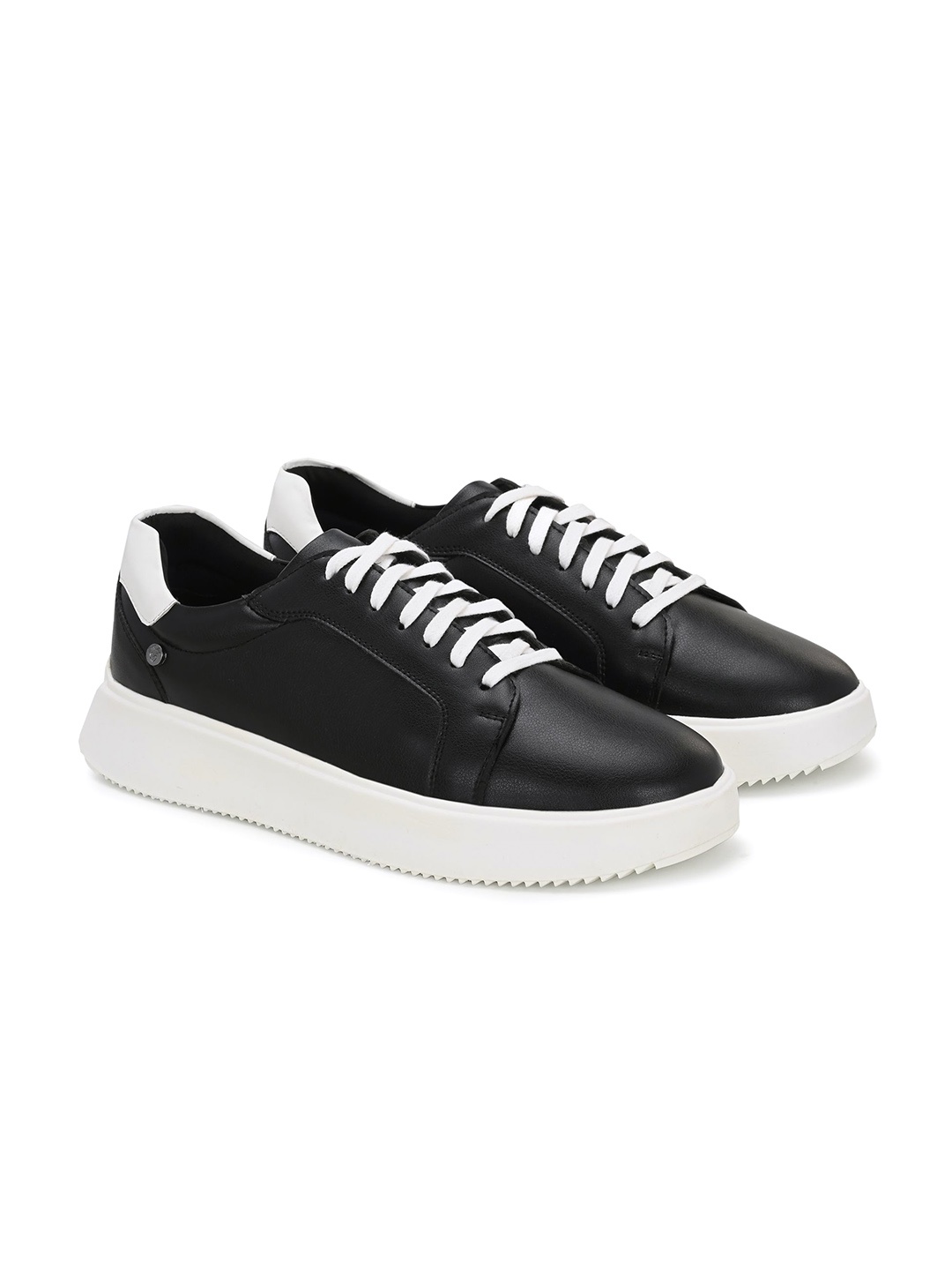 

Delize Men Lace-Up Sneakers, Black