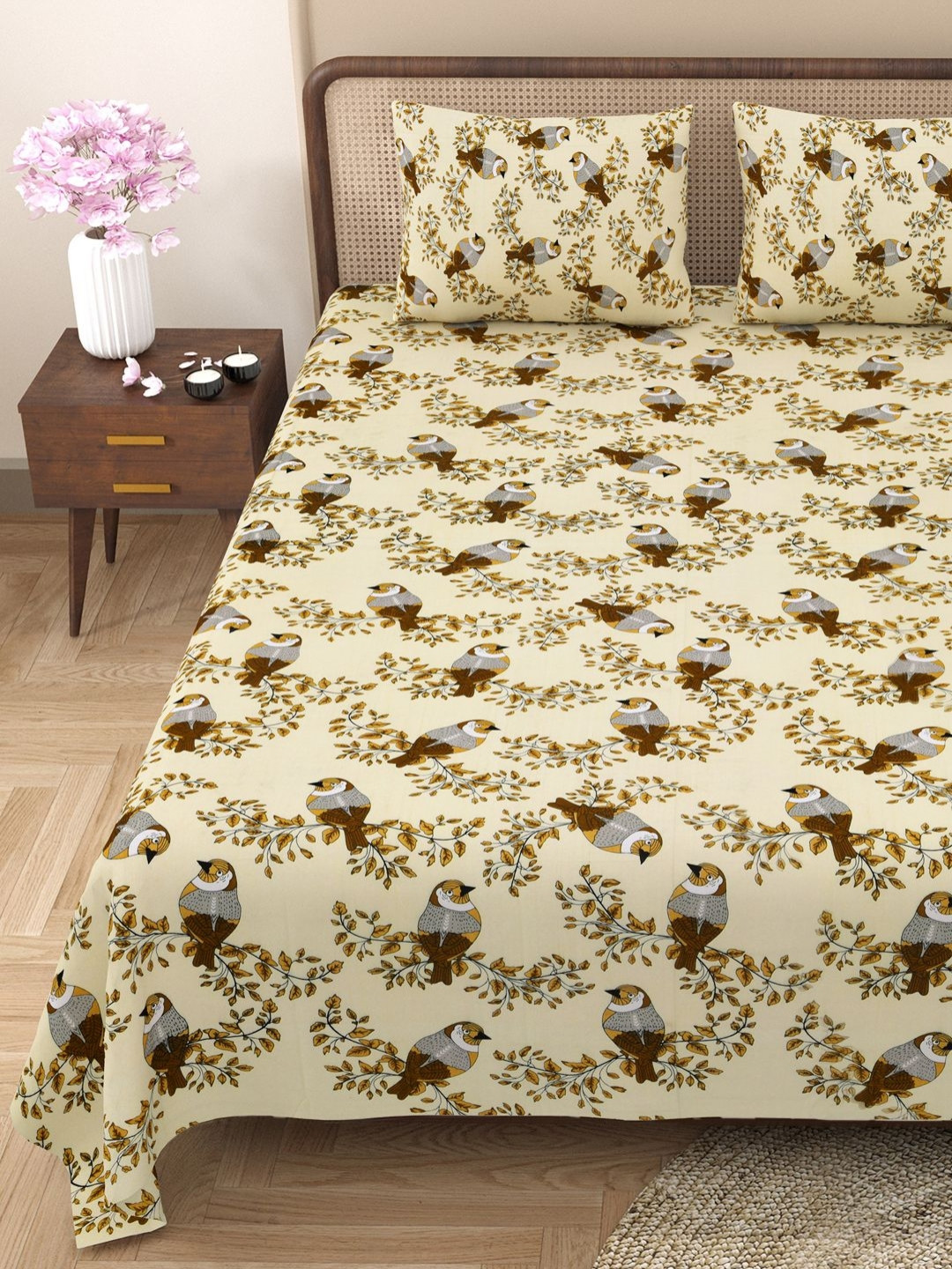 

Aura Yellow & Cream-Coloured Bella Casa Floral 180 TC Cotton Queen Bedsheet & 2 Pillow