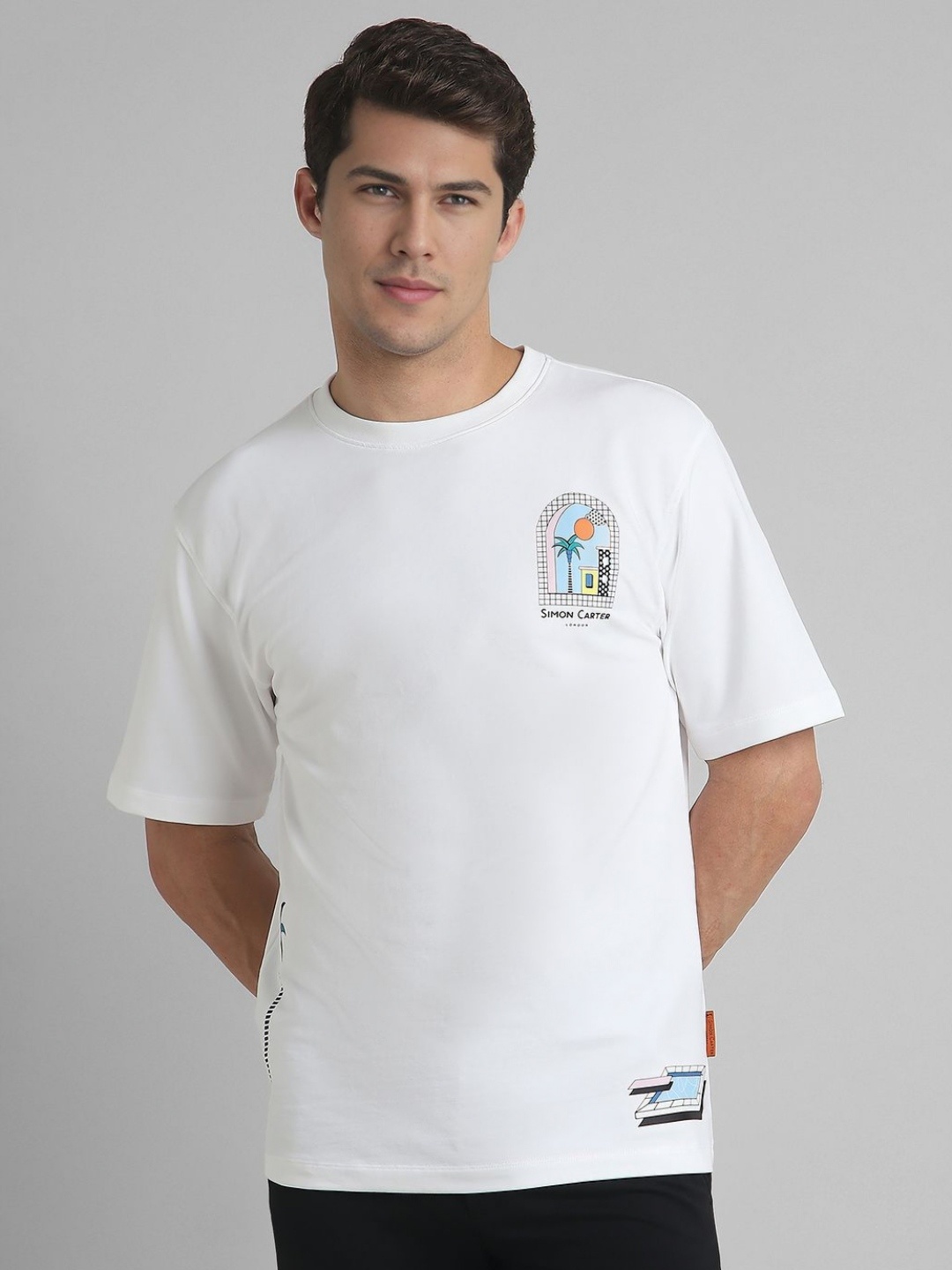 

SIMON CARTER LONDON Men Graphic Printed Round Neck Cotton T-Shirt, White
