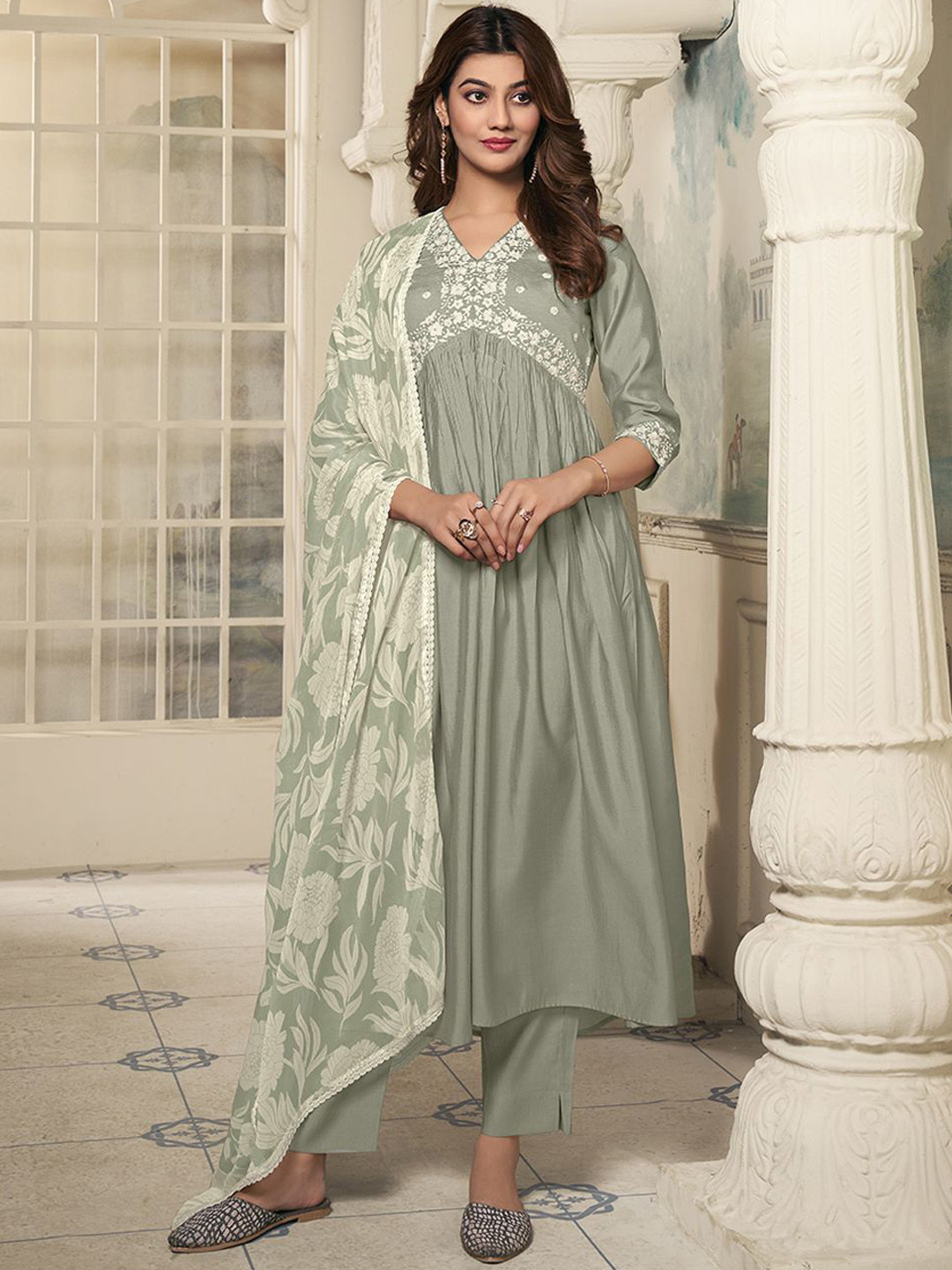 

Inddus Women Floral Yoke Design Pleated Thread Work Kurta with Trousers & With Dupatta, Green