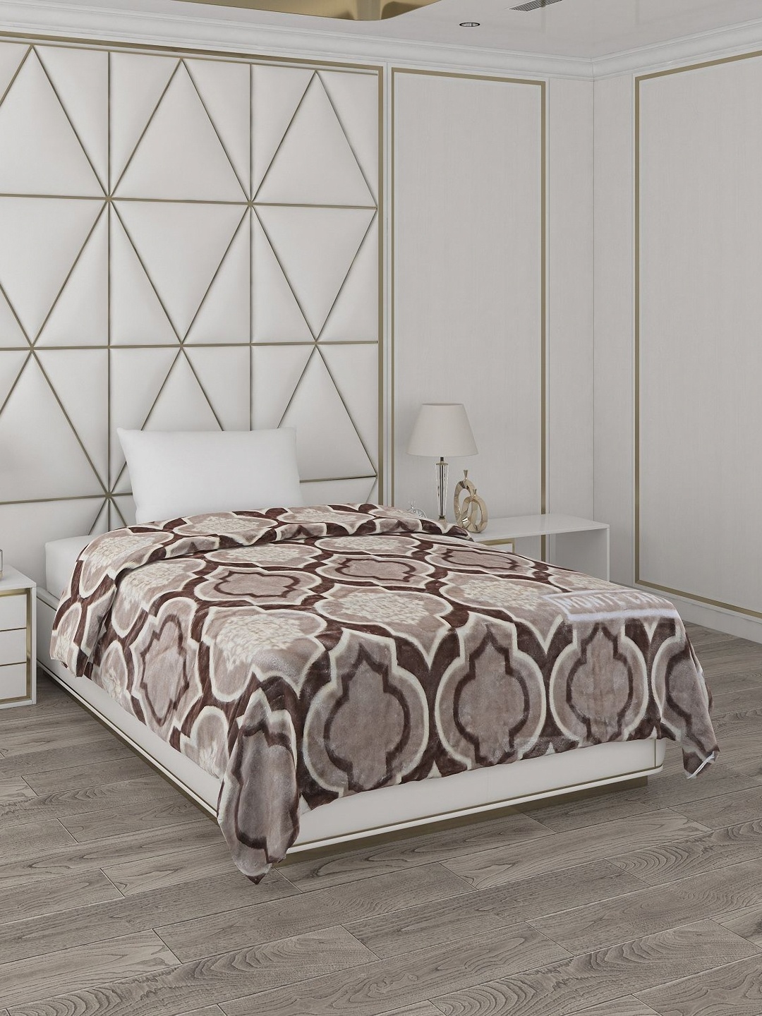 

Monte Carlo Brown & White Abstract Mild Winter 553 GSM Single Bed Blanket