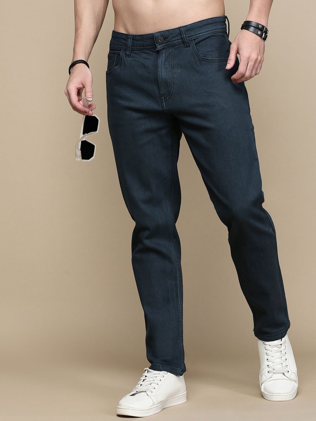 

The Roadster Lifestyle Co Men Relaxed-Fit Mid-Rise Cotton Jeans, Olive
