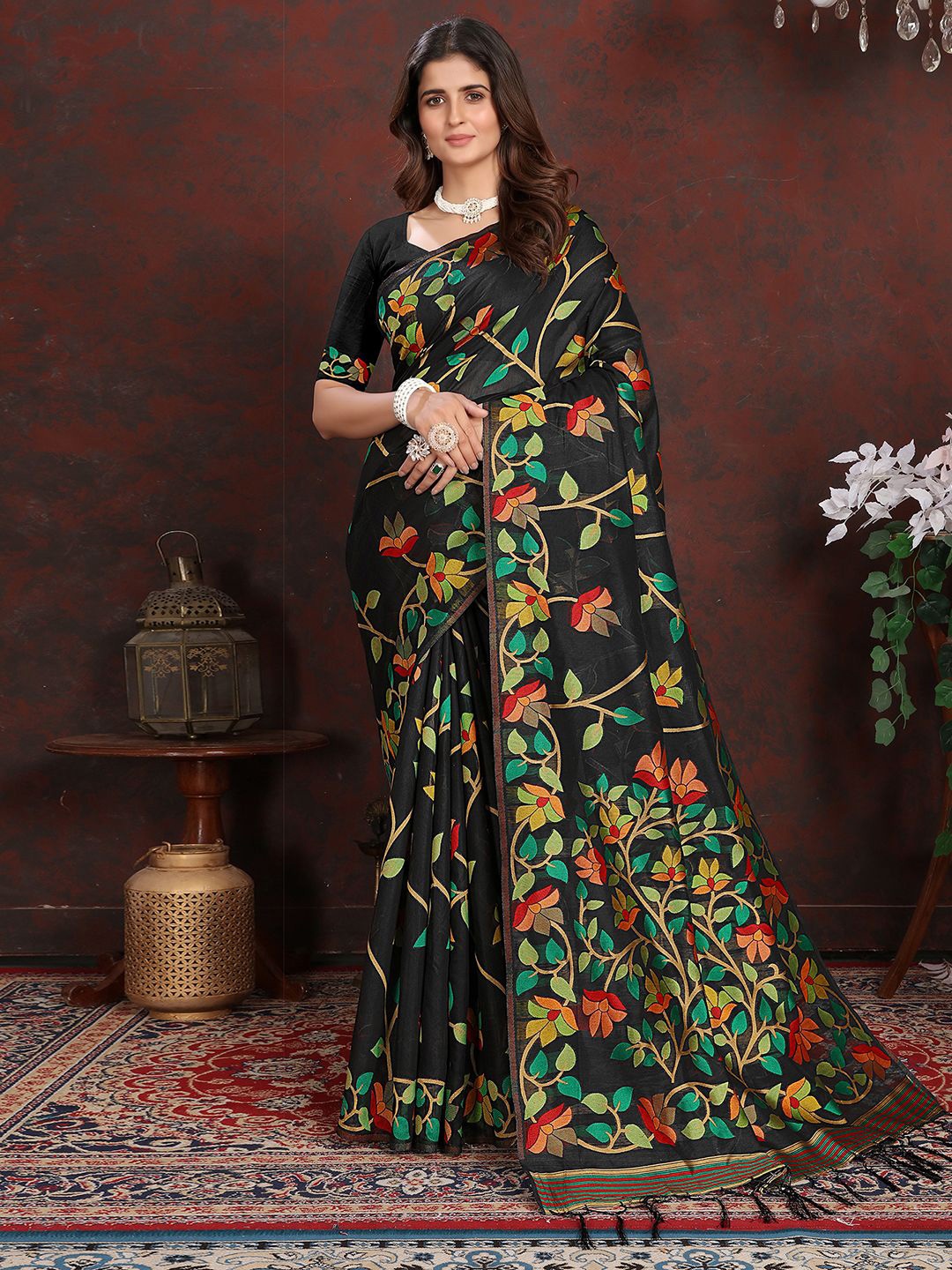 

Mitera Ethnic Motifs Pure Cotton Jamdani Saree, Black