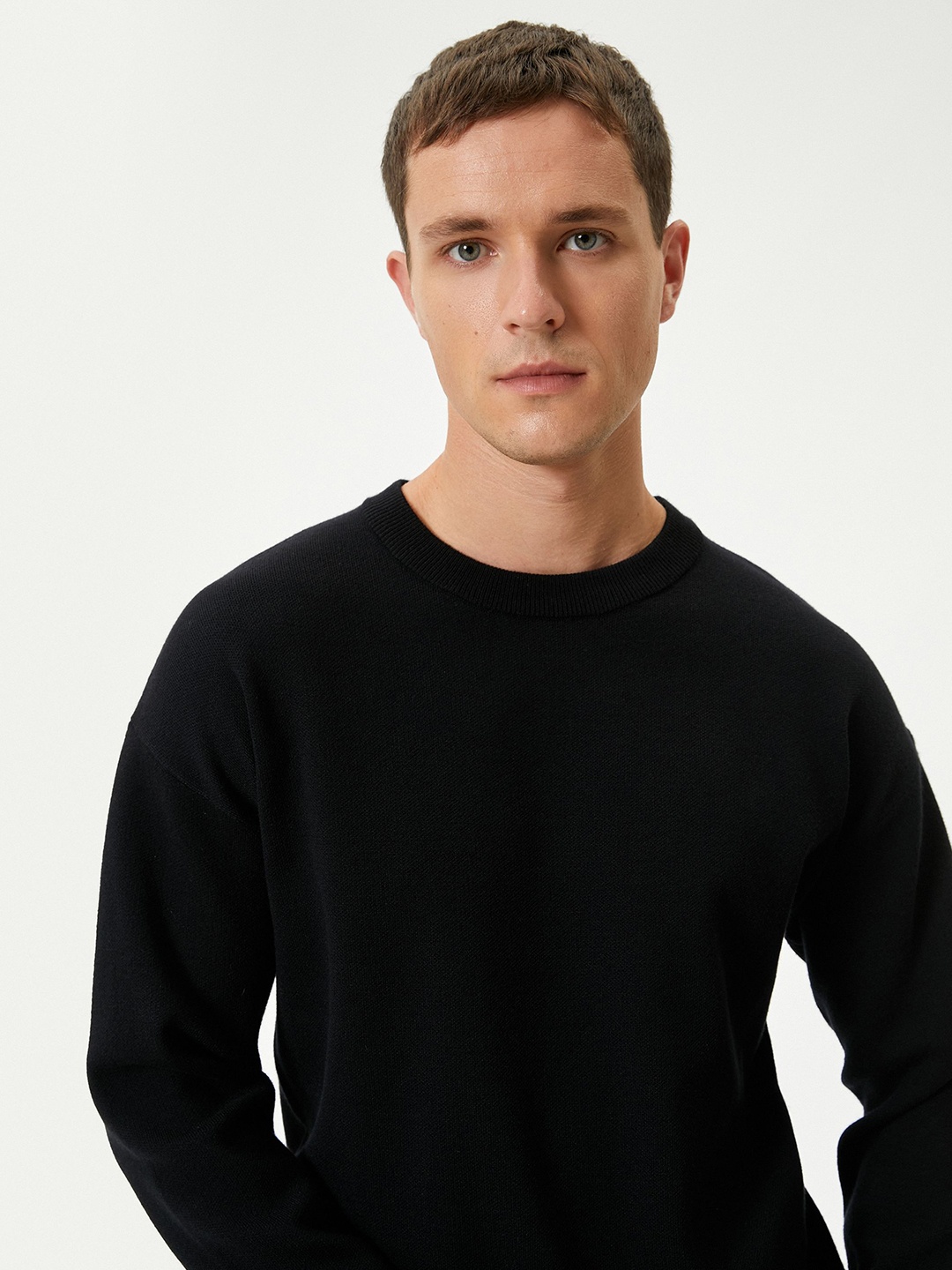 

Koton Men Pullover, Black