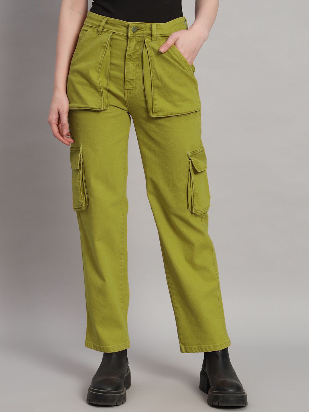 

GUTI Women Loose Fit High-Rise Cargos Trousers, Green