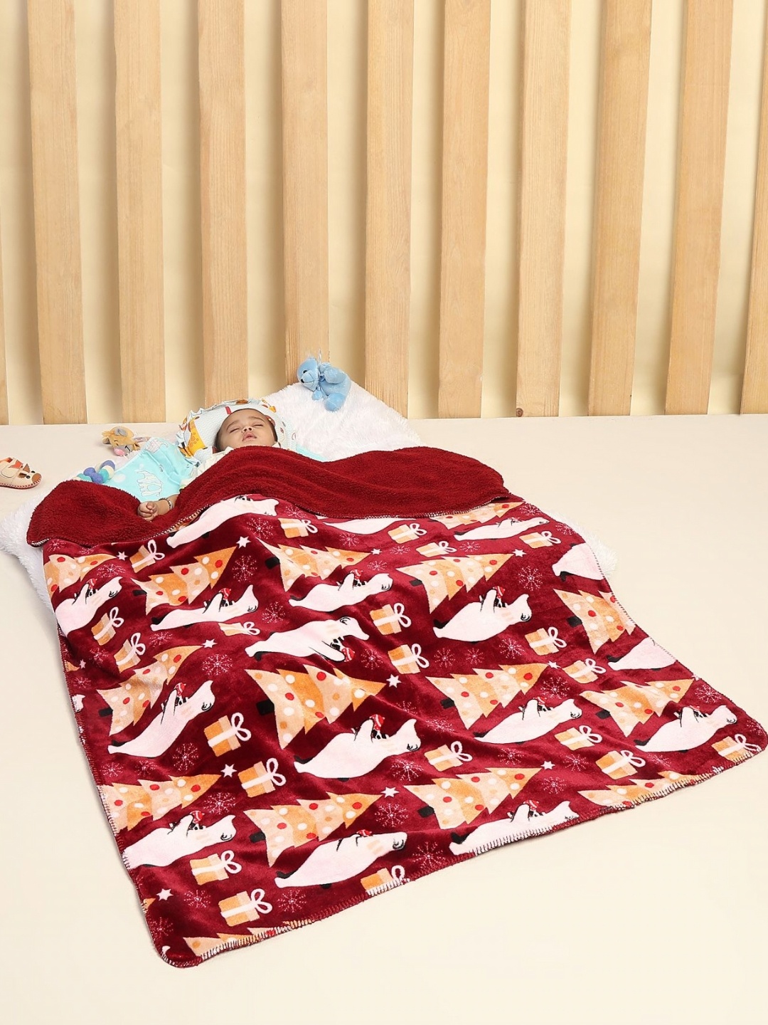 

Monte Carlo Kids Red & White Abstract Mild Winter 300 GSM Single Bed Blanket