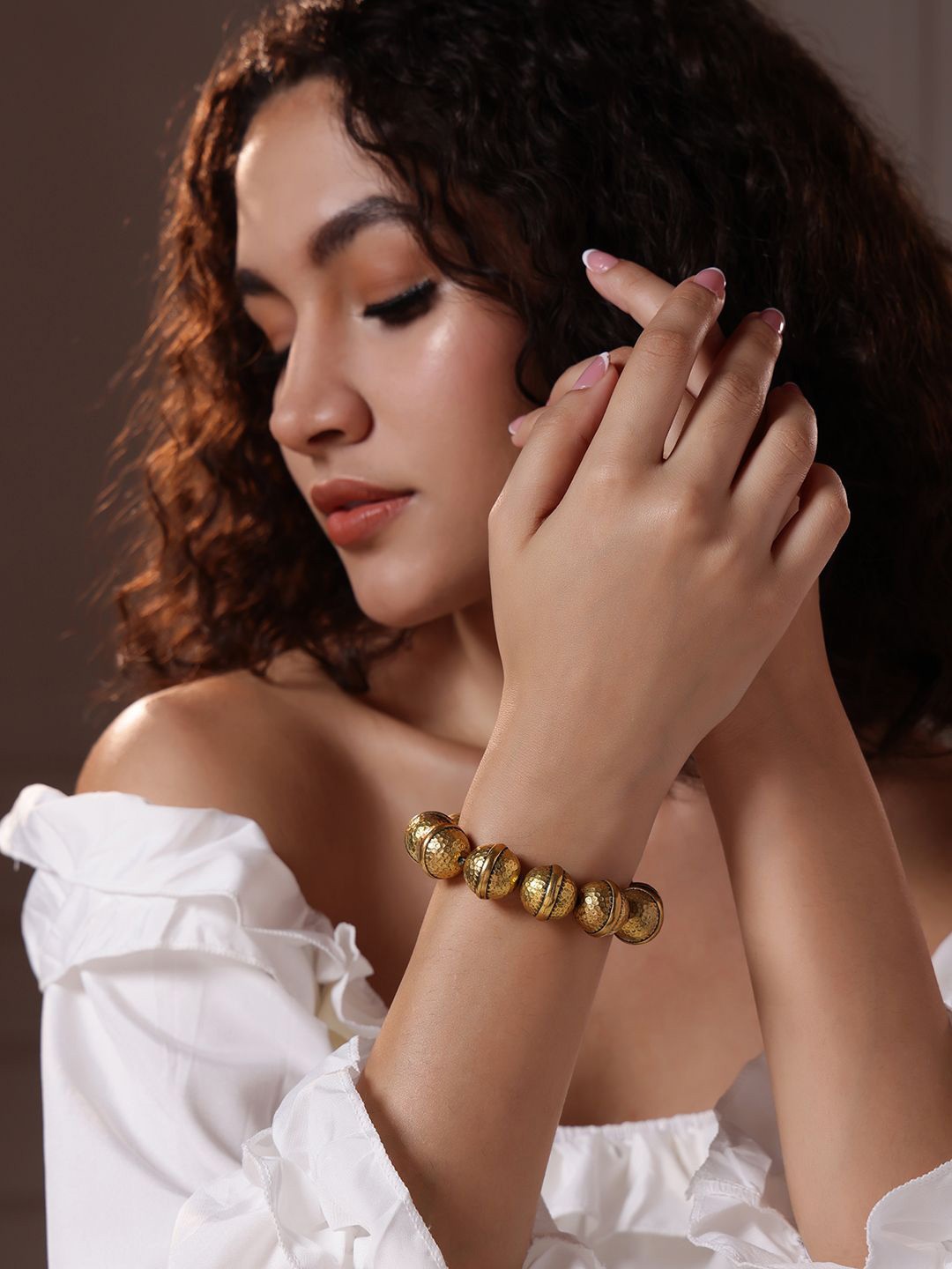 

PANASH Women Brass Handcrafted Gold-Plated Kada Bracelet