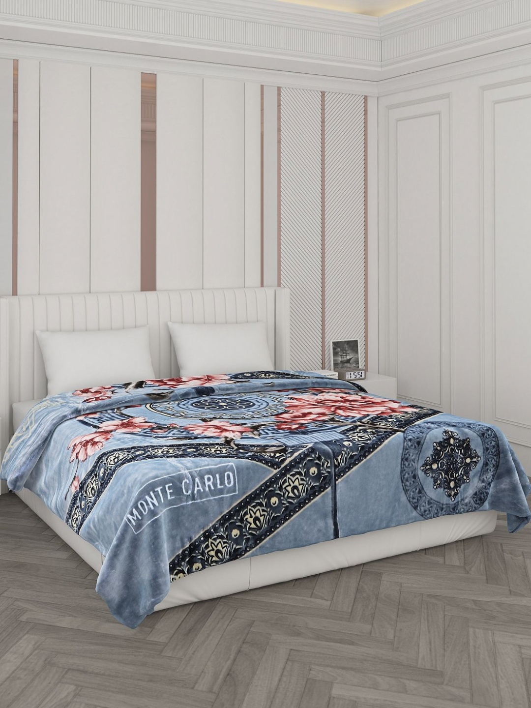 

Monte Carlo Blue & Pink Floral Printed Heavy Winter 1000 GSM Double Bed Blankets