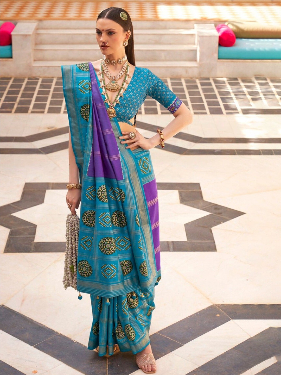 

MySilkLove Floral Zari Silk Blend Patola Saree, Purple