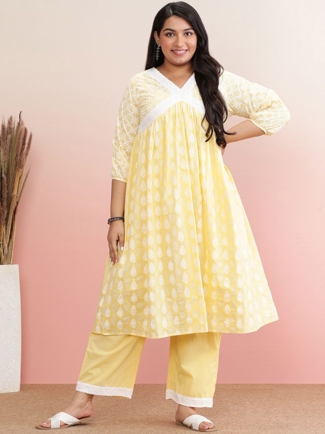 

anayna Floral Printed V-Neck Angrakha Pure Cotton Anarkali Kurta with Trousers, Yellow