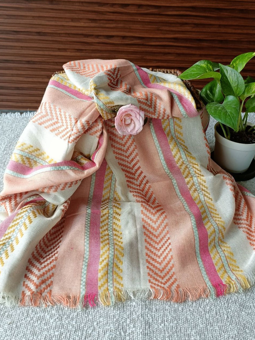 

Dupatta Bazaar Women Striped Stole, Peach