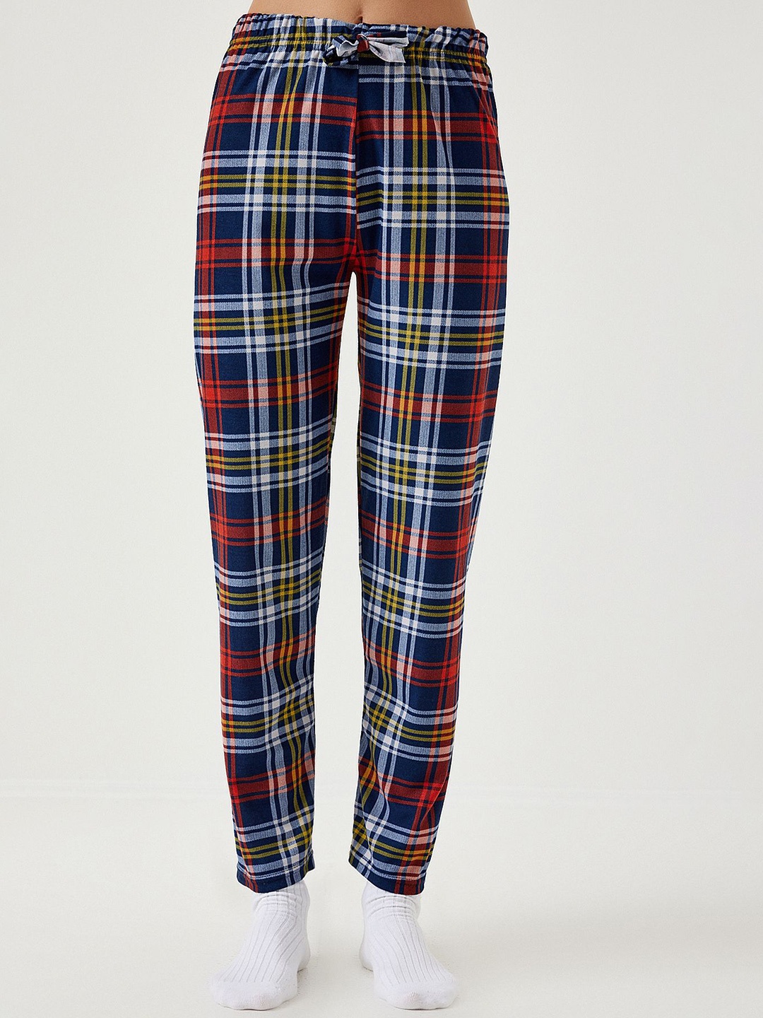 

Happiness istanbul Women Checked Pure Cotton Lounge Pants, Blue
