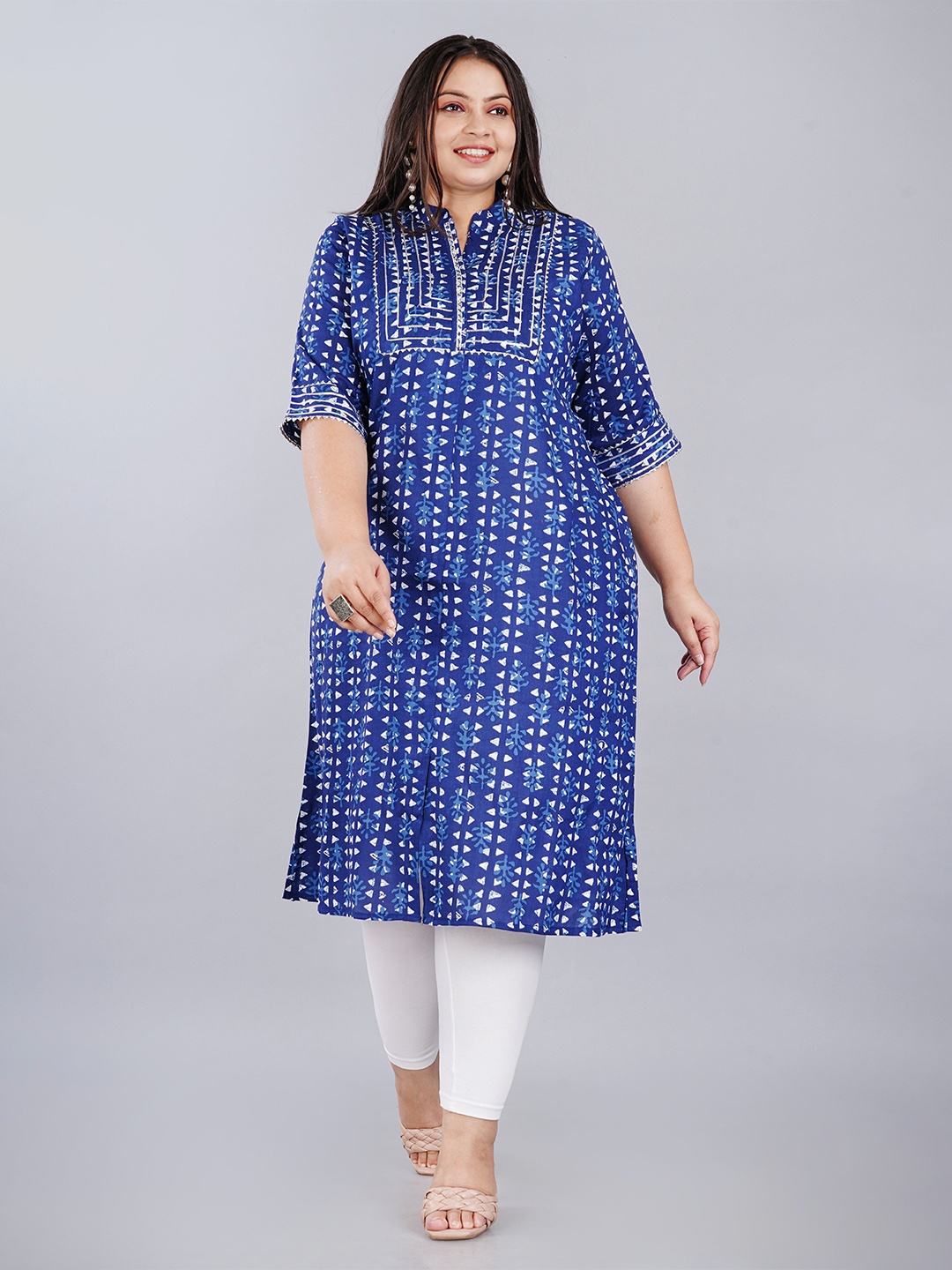 

Chaukas Quirky Printed A-Line Plus Size Kurta, Blue