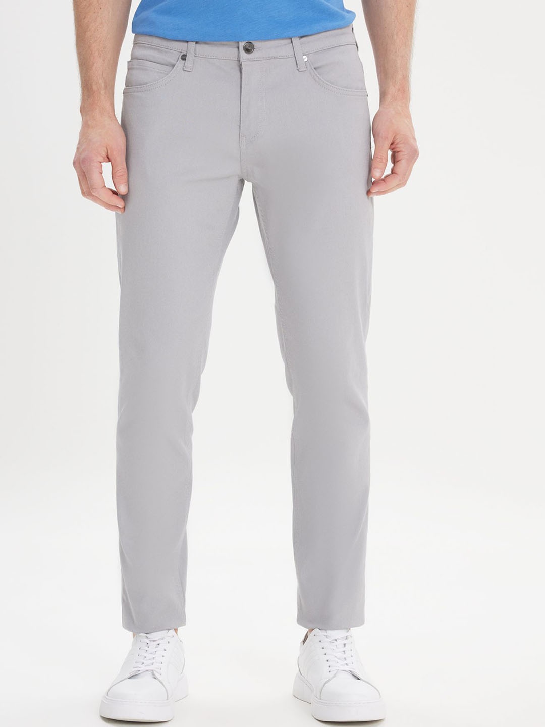 

ALTINYILDIZ CLASSICS AC Co. Men Regular Fit Mid-Rise Flat-Front Trousers, Na