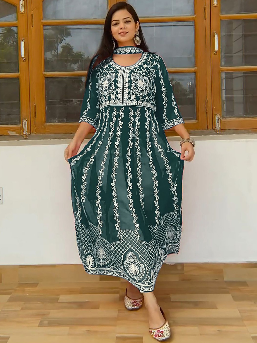 

KALINI Ethnic Motifs Embroidered Thread Work Georgette Anarkali Kurta And Dupatta, Teal