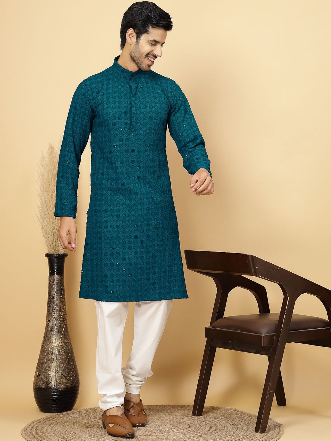 

FABINALIV Ethnic Motifs Embroidered Sequined Pure Cotton Kurta, Turquoise blue