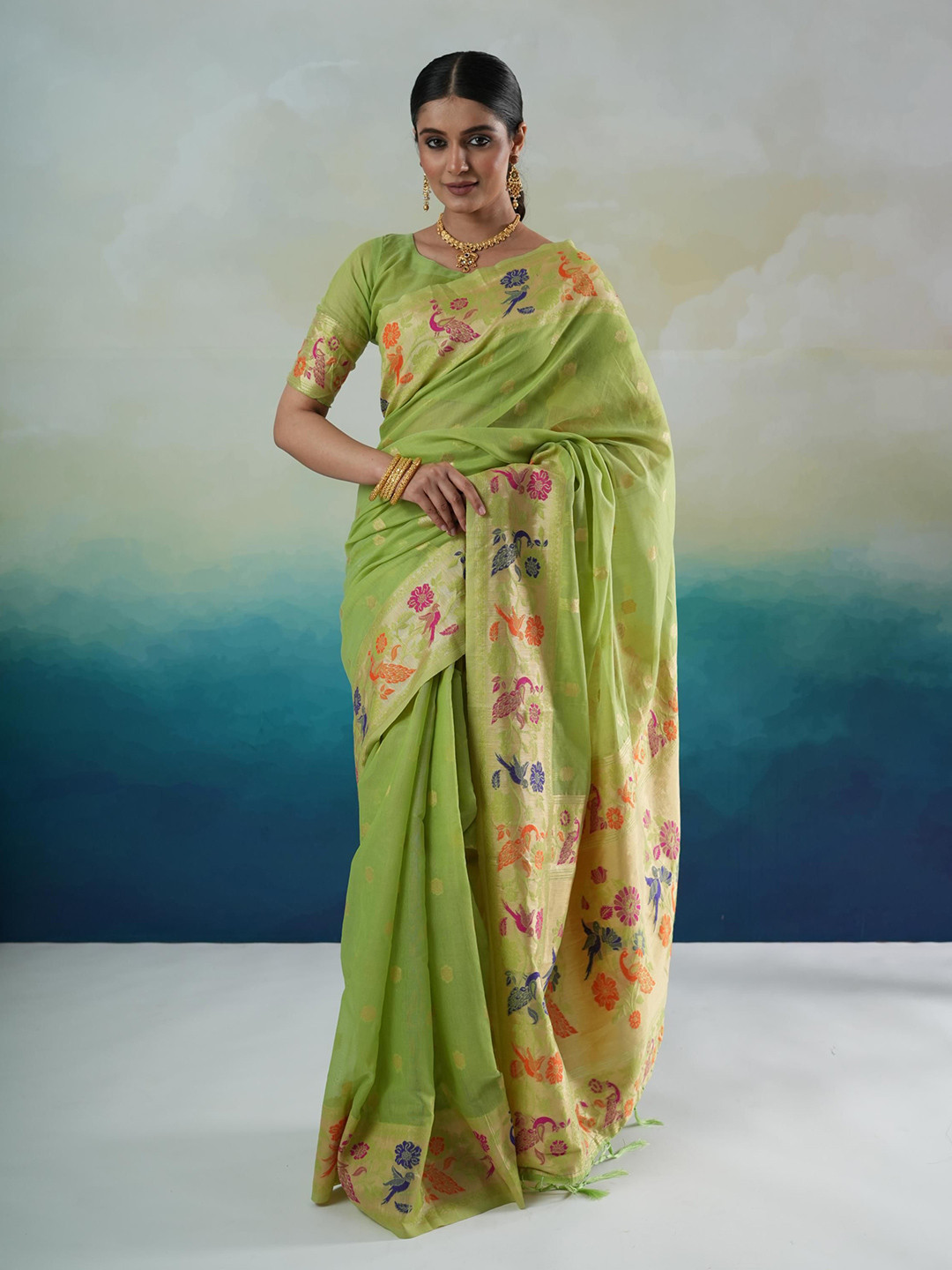 

Dori Woven Design Silk Blend Banarasi Saree, Green