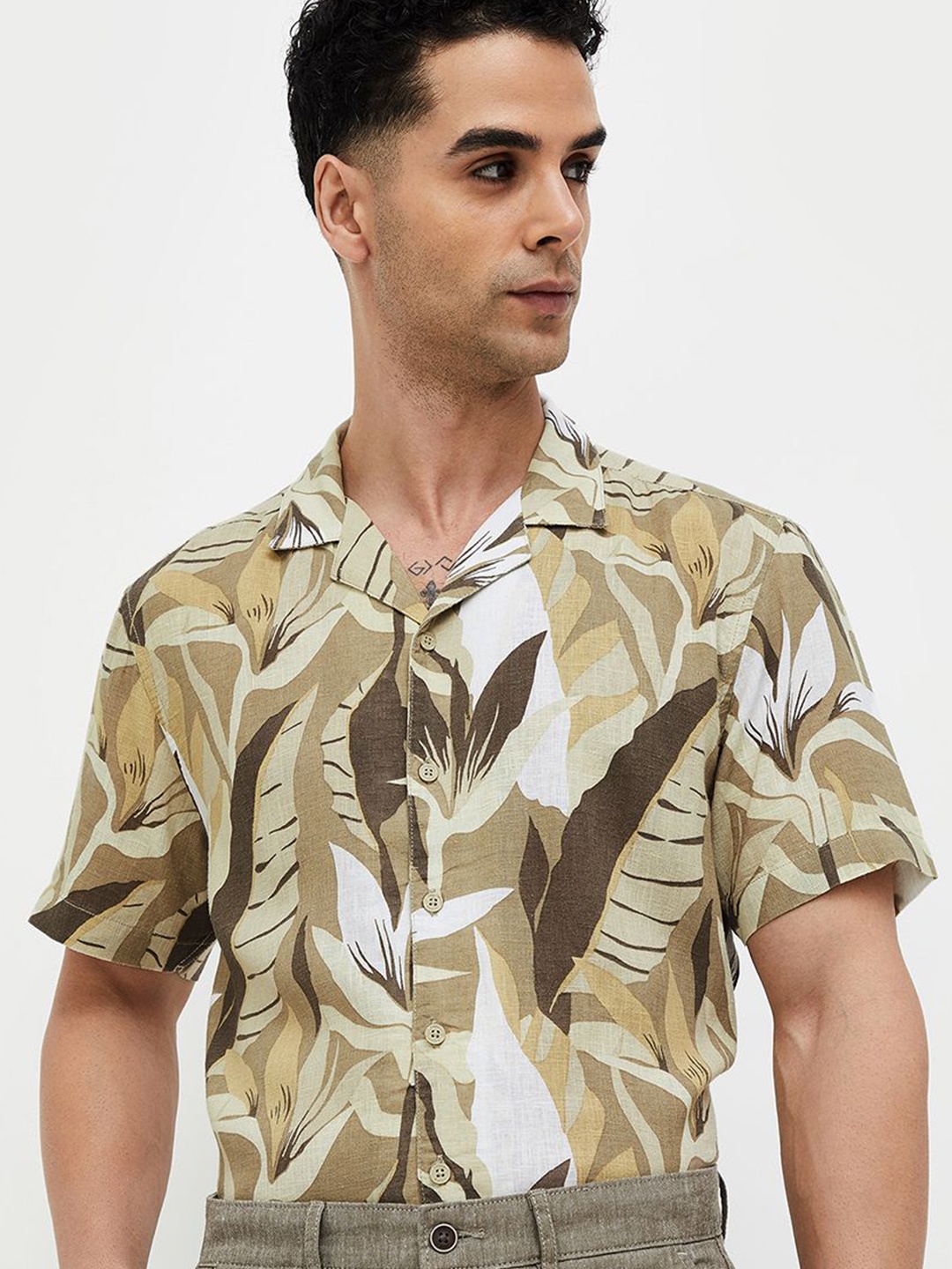 

CODE by Lifestyle Men Floral Opaque Printed Casual Shirt, Beige