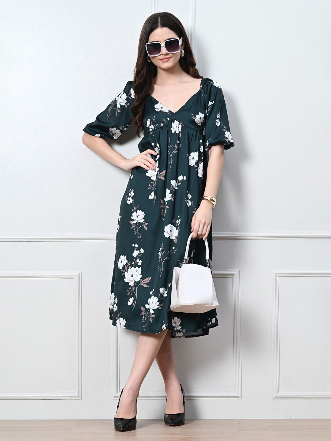 

PANDORNA Floral Print Flared Sleeve A-Line Midi Dress, Green