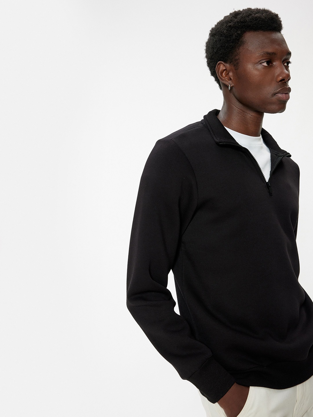 

Koton Men Sweatshirt, Black