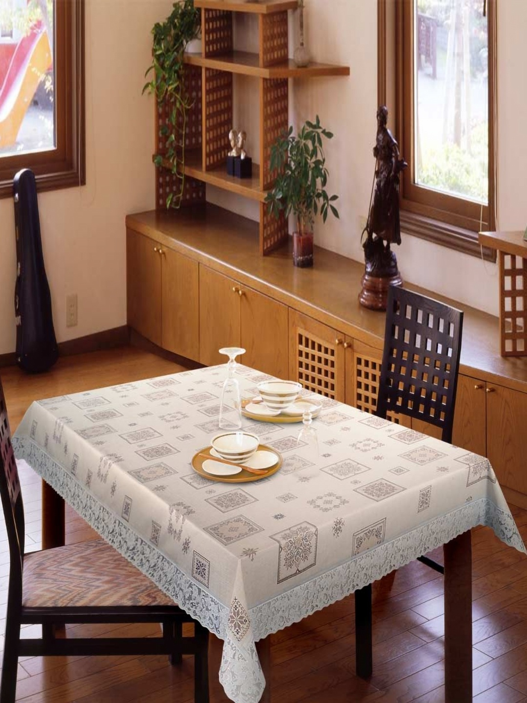 

Freelance Brown Ethnic Motifs Anti-Slip 6-Seater Table Cover