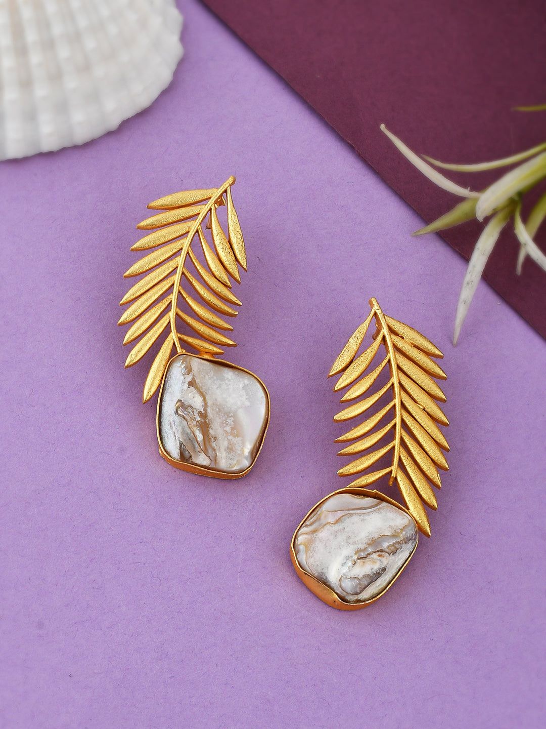 

KRENOZ Classic Studs Earrings, Gold
