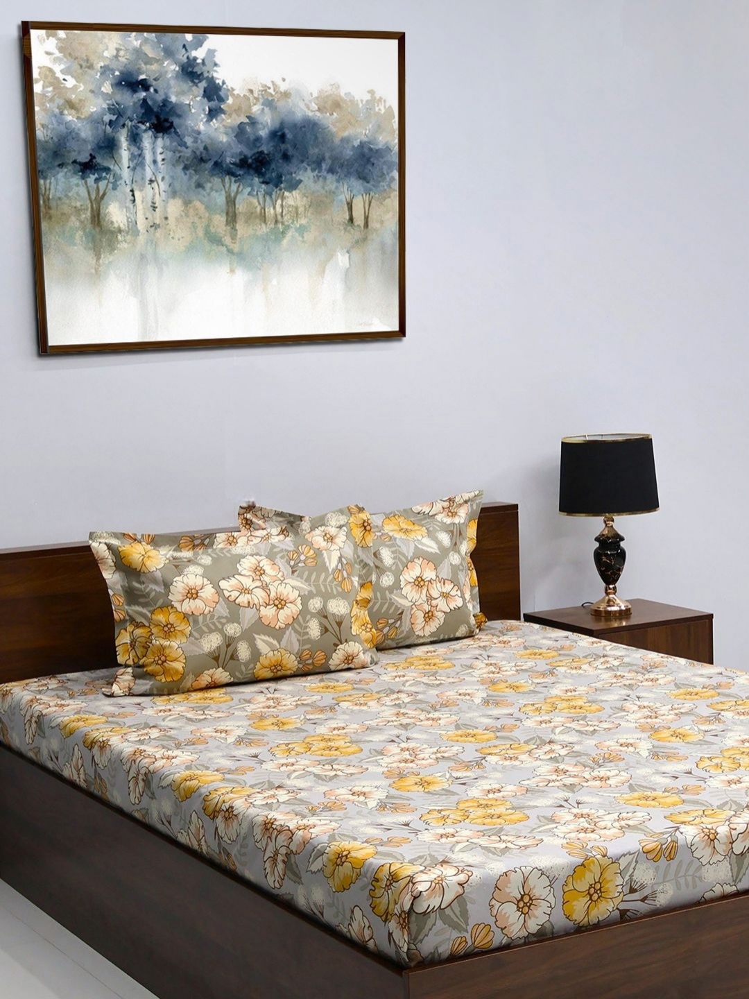 

BOMBAY DYEING Blumen Yellow & Grey Floral 104 TC Pure Cotton Queen Bedsheet Set