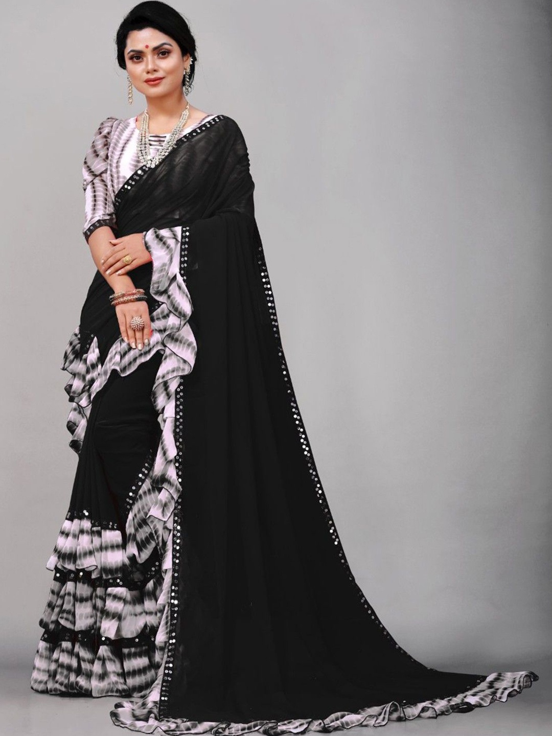

JULEE Sequinned Pure Georgette Saree, Black