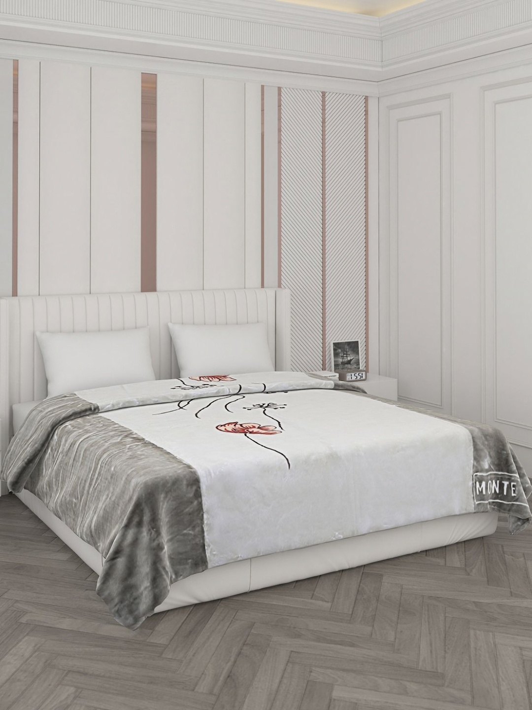 

Monte Carlo Grey & White Floral Printed Heavy Winter 1000 GSM Double Bed Blanket