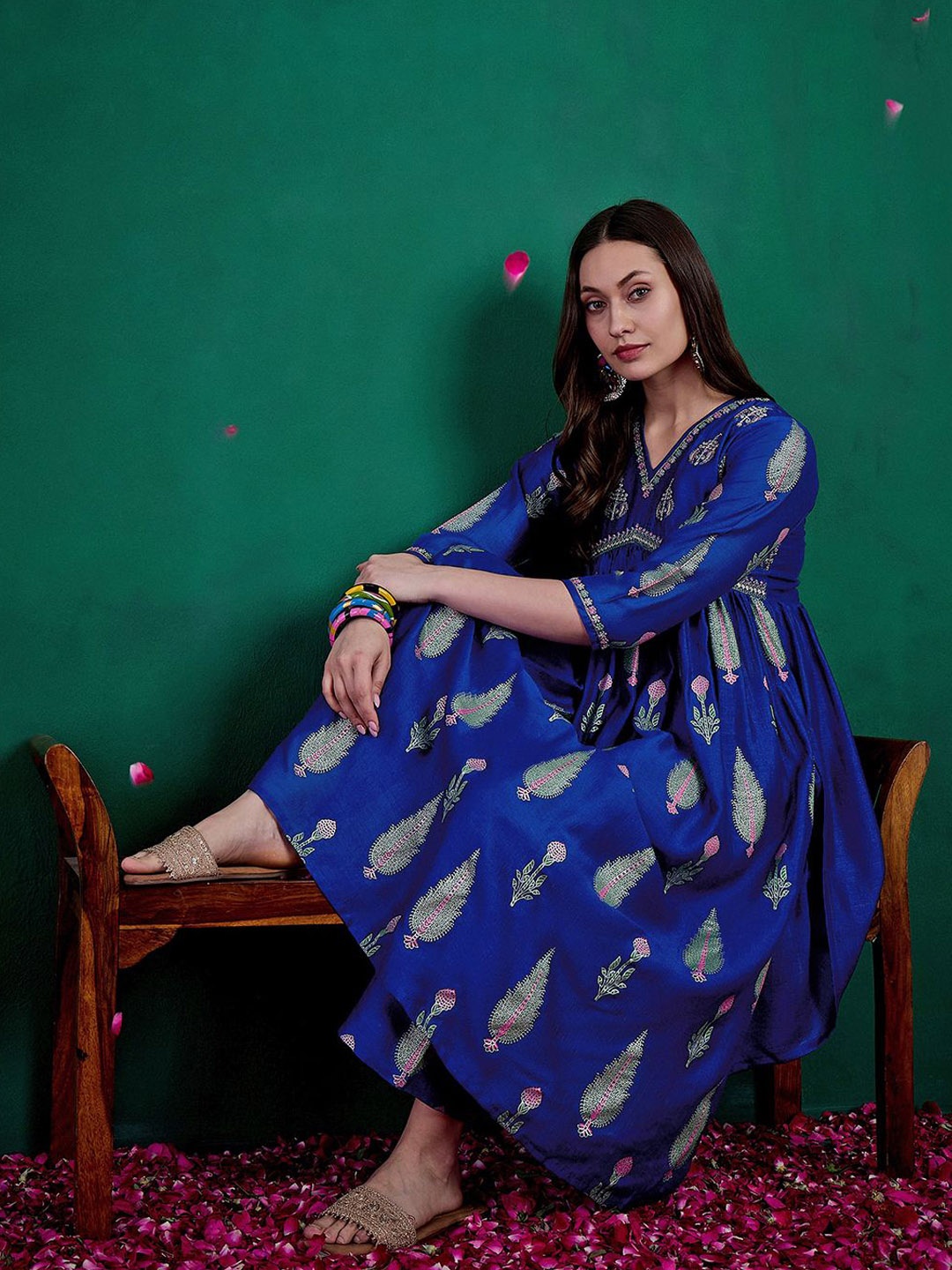 

Sangria Embroidered Straight Kurta With Trouser & Dupatta, Blue