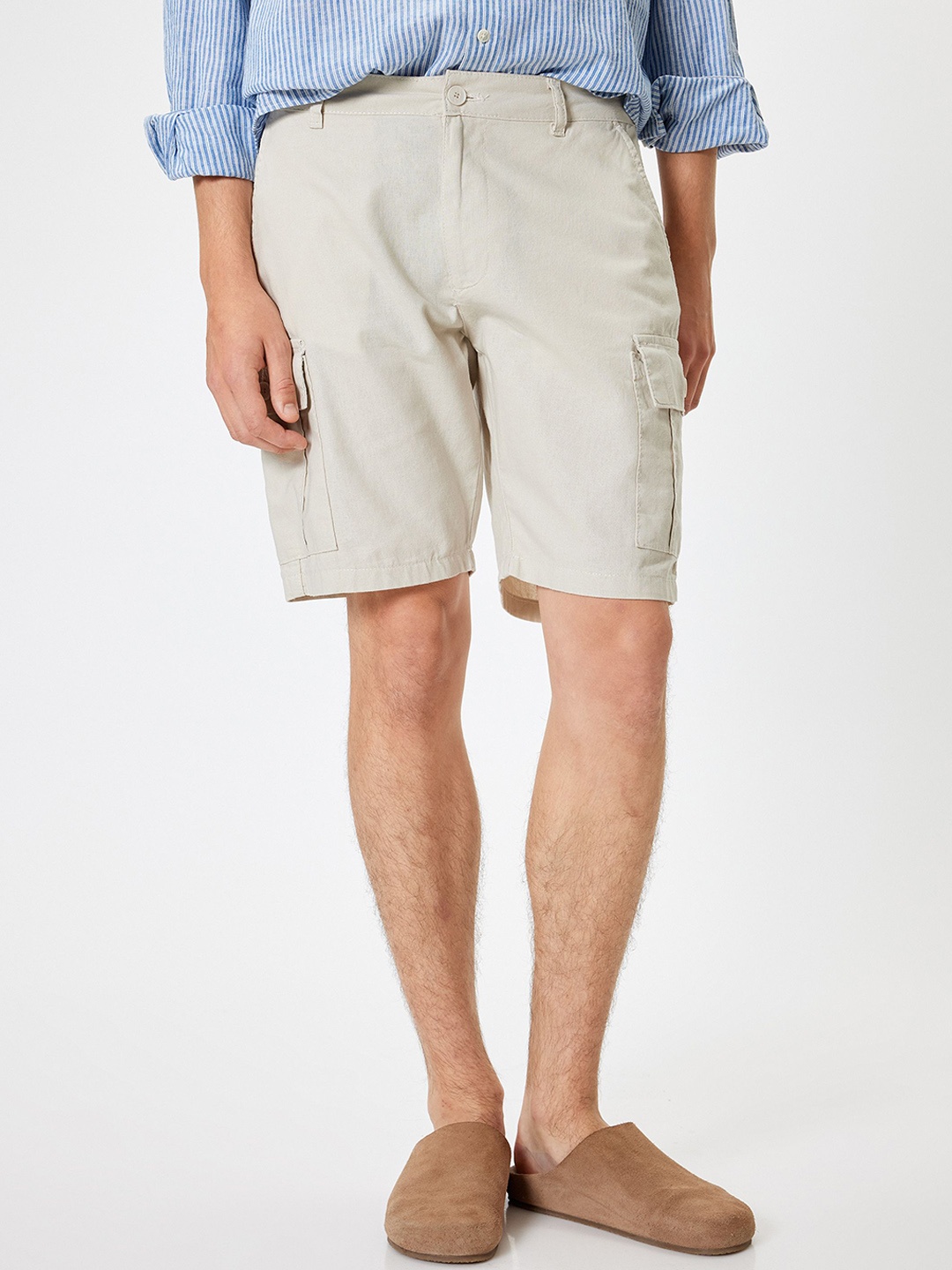 

Koton Men Linen Cargo Shorts, Beige